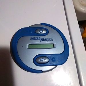 Catch Phrase hand game system